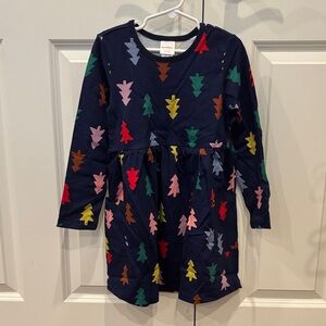 NWT Hanna Andersson LS Playground Dress Pockets, Festive Forest Navy, Size 110